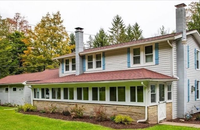 Fern Hill Cottage - Robin Real Estate