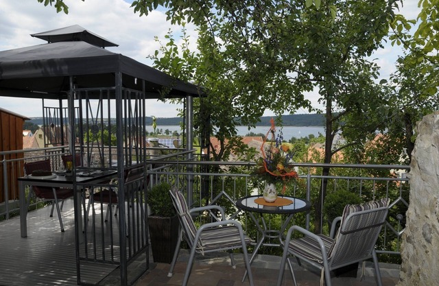 FeWo (40qm) mit Freisitz im Hof, Wohnküche und 1 Schlafzimmer