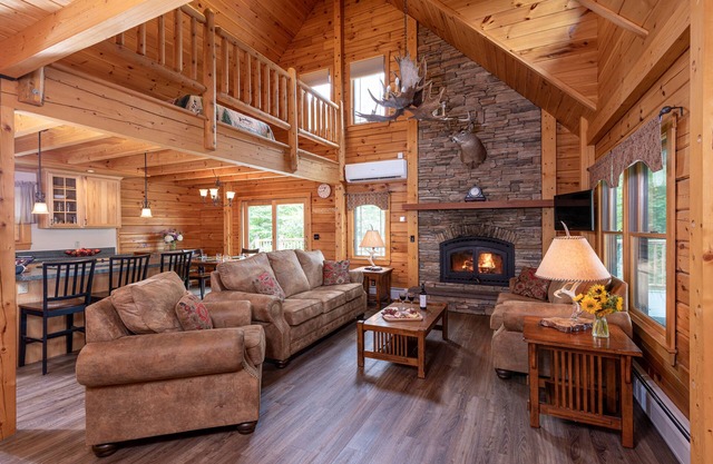 Field and Stream Dream Cabin near Smuggler's Notch