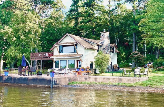 Fiesta on the Lake - The Lounge on Trout Lake
