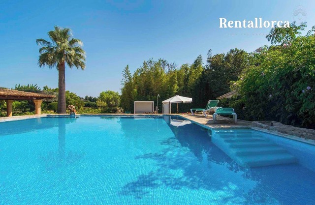 Finca Ses Contesas by Rentallorca