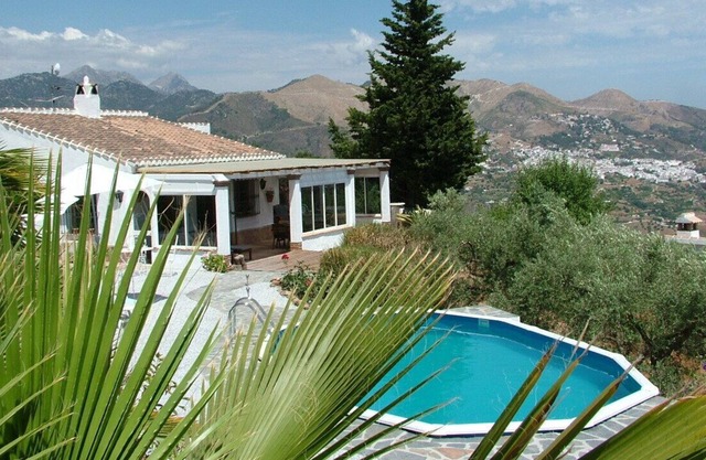 Finca Viña - Dreamhouse with private pool and fantastic mountain and sea view.