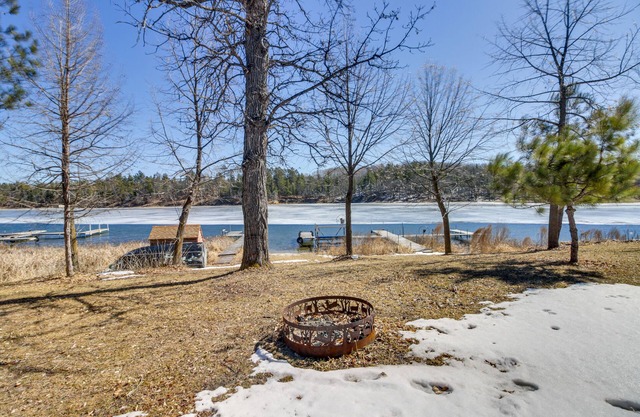 Fire Pit + Lake View: Cozy Park Rapids Cabin