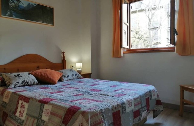 First floor apartment with garden - Isard 3