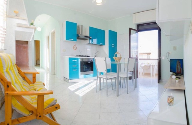 First Floor House 250 meters from the sandy beach with free guides