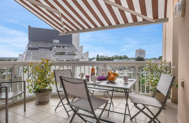 Flat for 4 - 300m from the center town