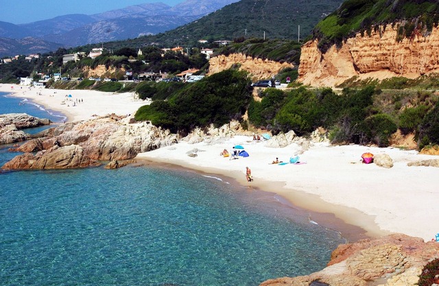 Flat with terrace, lovely sea and gulf view,restaurant,village walking distance