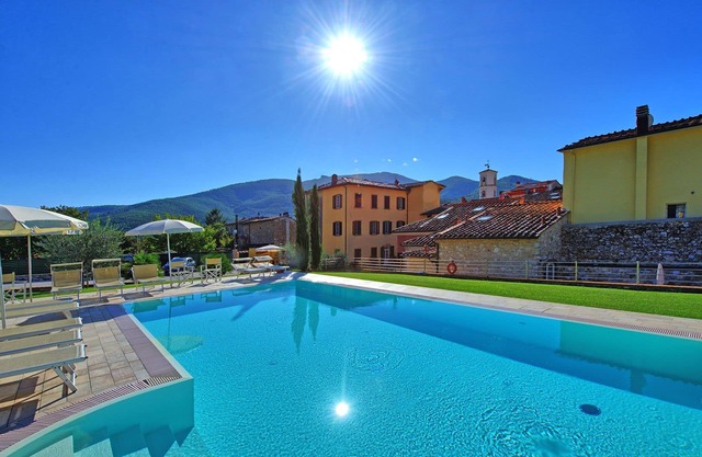 Flavia 5 - Vacation Rental with swimming pool in Lucca