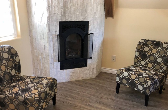 Fleur de Lys Wineries Guesthouse