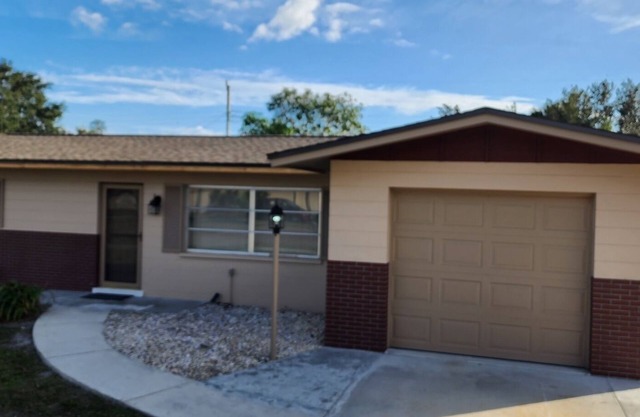 Florida Gulf Coast Home. Located in Venice Florida. 2bed - 2bath