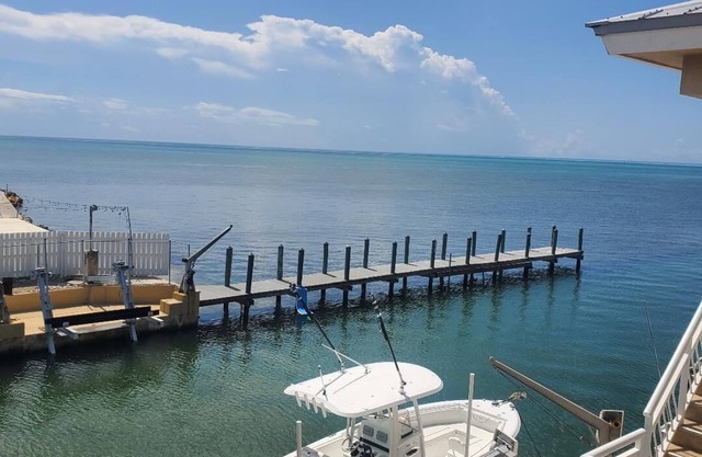 Florida Keys Ocean Front Ocean Views On Deep Water Canal