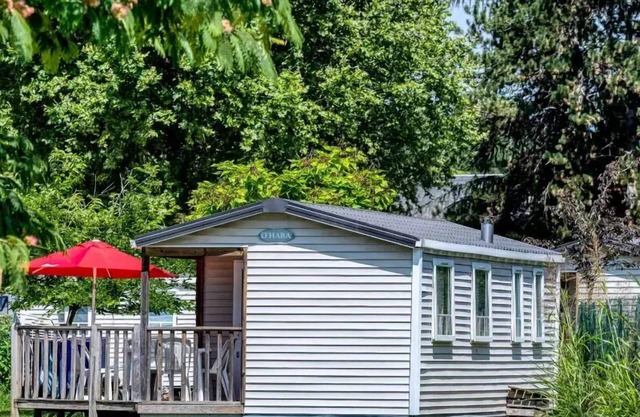 Flower Camping Les Ondines * - Mobil-Home Standard 27 m2 2 bedrooms including semi-covered terrace 7 m2 + TV 5 persons