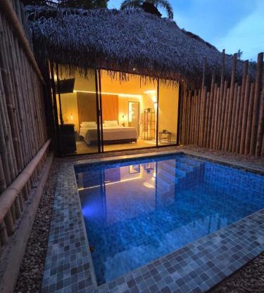 Fm Luxury villa Arquitectura tipo yakarta con Playa artificial y Cinema al aire libre