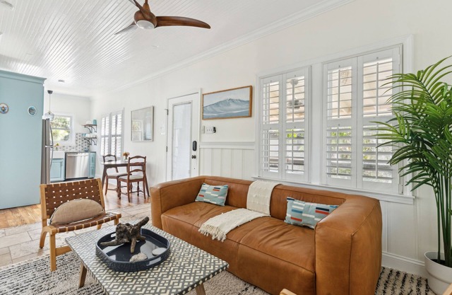 Folly Beach! Steps from Beach Access! 2BR/1BA
