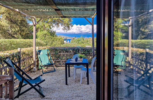 For romantic hours with fantastic views - Appartamenti Le Querce - Uva
