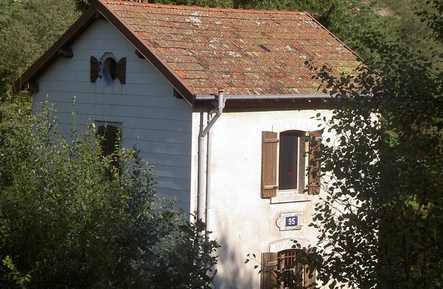 Former gatehouse in the heart of the Hautes Vosges balloons