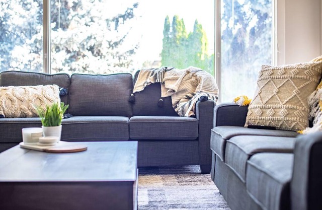 Four bedroom Townhouse unit in heart of Kelowna