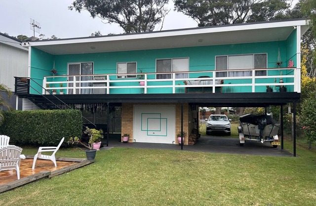 Four Pillars Lake Conjola - a beautiful cozy retreat for your next getaway