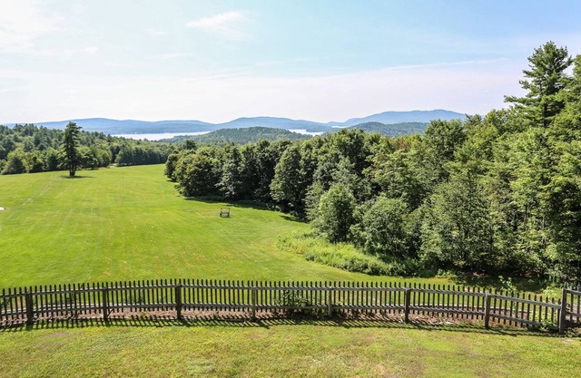 Four Season Paradise with Lake Access, Tennis, Pool, Skiing, and Free Golf!