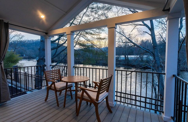 Fox River at Rivers Rest- Bryson City NC