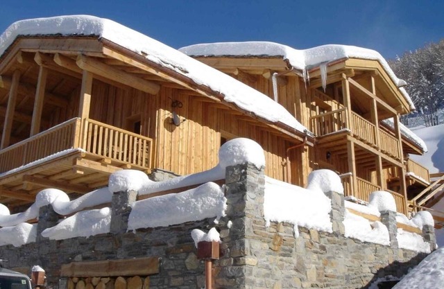 Sainte Foy Self-Catered Ski Apartment