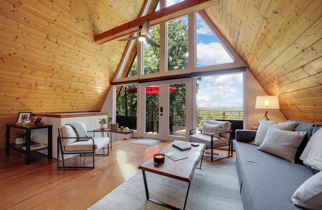 Franklin A-Frame with Hot Tub and Mountain Views - NEW TO VRBO!