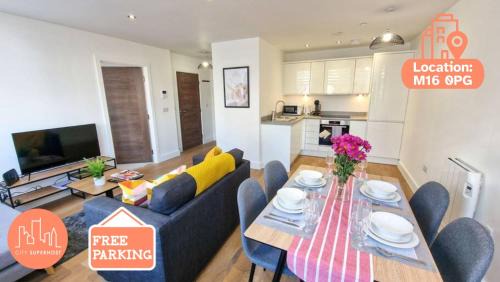 Free Parking: Old Trafford Apartment