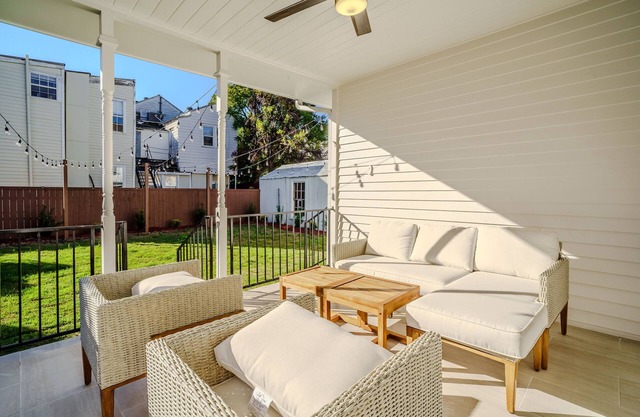 *FREE* Parking/Renovated Gem near French Qtr