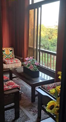 Free Pickup&Dropoff Cairo Airport limousine with staying at Hewidi Panorama Apartment 7Min to Airport Self checking in at anytime 免费利莫司汀往返机场 随时自助入住 شقة فاخرة تطل على مطار القاهرة مع توصيل مجاني