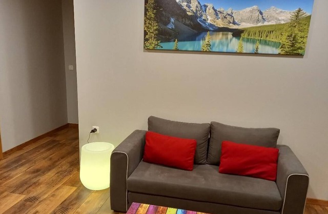 Freshly renovated apartment (30 sqm) with free WiFi