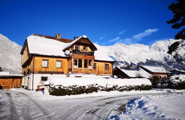 Friendly family apartment in a quiet location with a view of the Grimming
