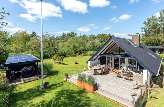"Frodde" - 200m from the sea by Interhome