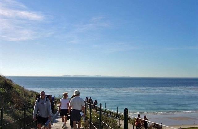 +Front row condo. Steps to sandy beach, sunset, trails. Exclusive Resort+