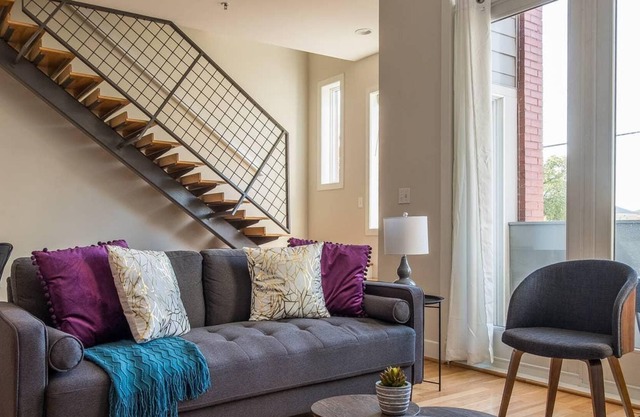 Frontdesk | Peaceful 2BR Loft in Central NuLu