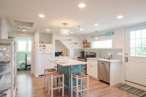 Full Renovation Amazing Spot with Views