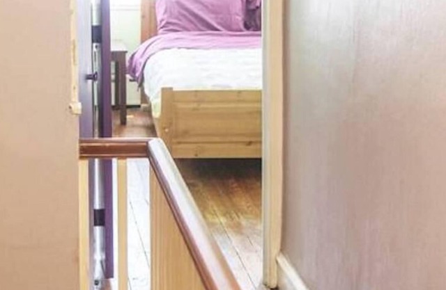 Full, traditional rowhome in South Philly