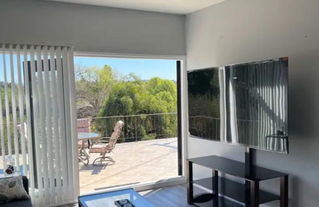 Fullerton Detached Guest Home