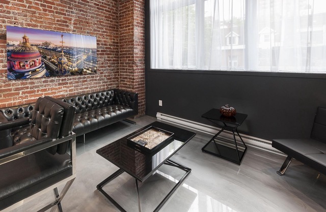 Fully Equipped Apartment near Mont-Royal