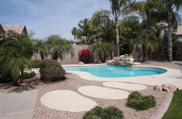 Fully Furnished Vacation Rental In Golf Community! Chandler Arizona * 3 Bedroom*