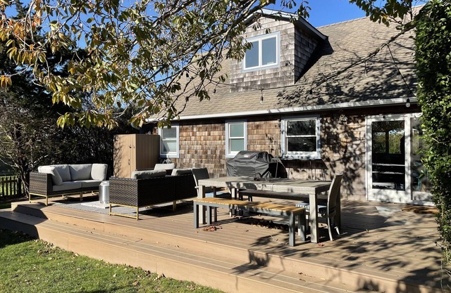 Fully loaded 4 bedroom house in Ditch Plains!