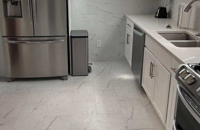 Fully renovated historic apartment minutes to downtown and UAB