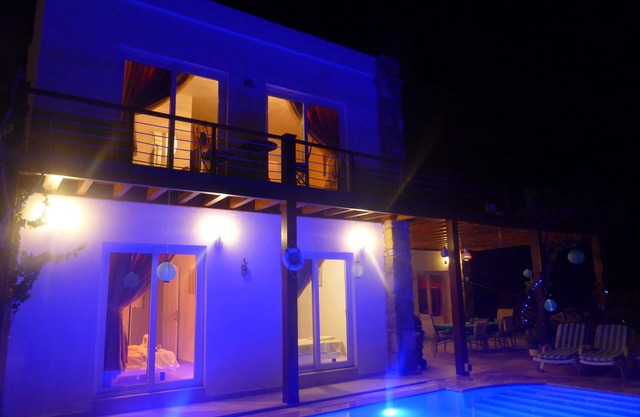 Fully Rental Licensed, superbly Equipped Villa - Bar, Pool & Sea Views, Wifi.