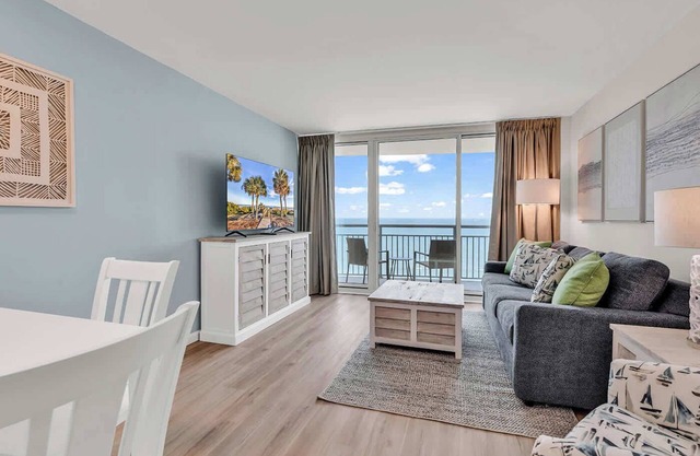 Fully Updated 1BR Oceanfront Oasis at Oceans One