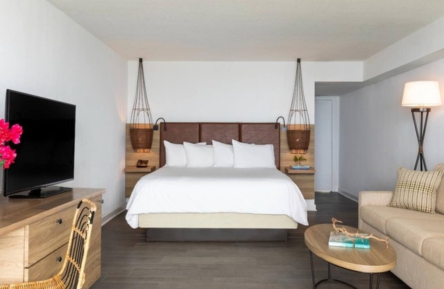 Fun and Sun in Islamorada! Free Parking, Swimming Pool, Pet-friendly Property!