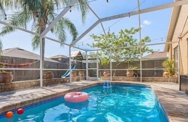 Fun Family Leisurely 4 BD Home w/ Heated Pool