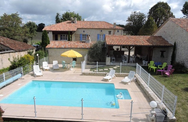 Gîte du ROCAL - MAUROUX 46700