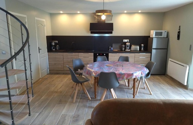 Gîte l'écurie 3 étoiles La HAGUE - MANCHE 2-5 pers avec SPA sur le GR 223