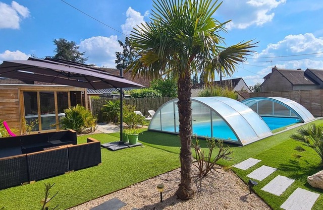 Gîte La Belle Aventure Avec Piscine Au Jacuzzi