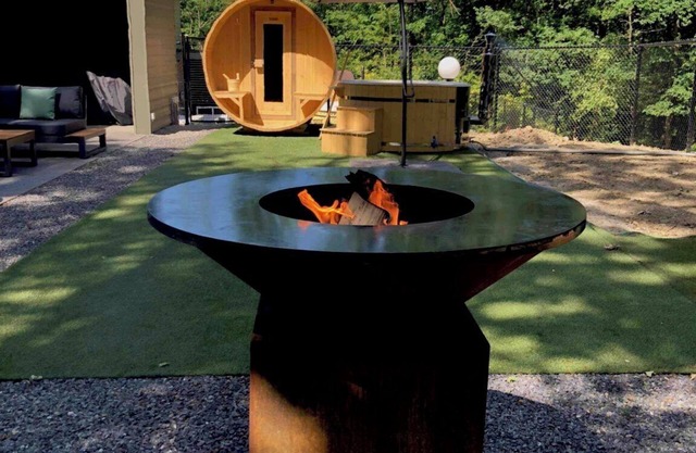 Gîtes 10 people - Sauna - Hottub - BBq Ofyr - close to Durbuy