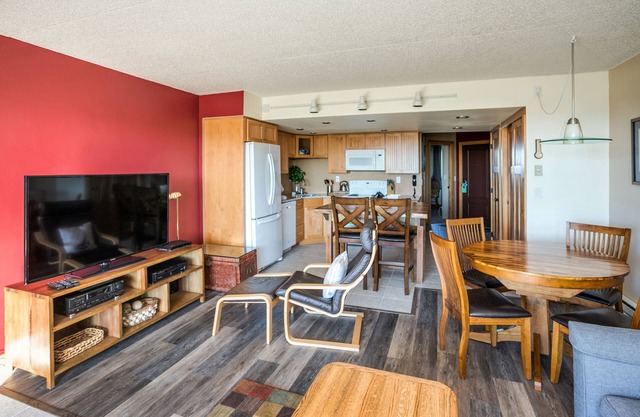 G603 First Floor 1 Bedroom Upgraded unit No cleaning fees